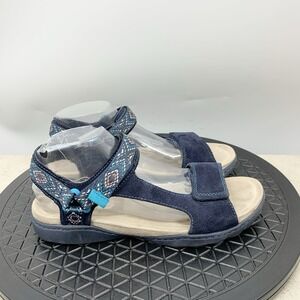 Clarks Sandals Women Size 8.5 Shoes Blue Suede Print Flip Flops Adjustable